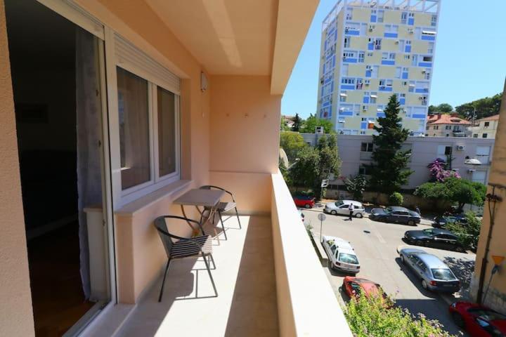 Elegant Luxury 2-bedroom In Center * Split