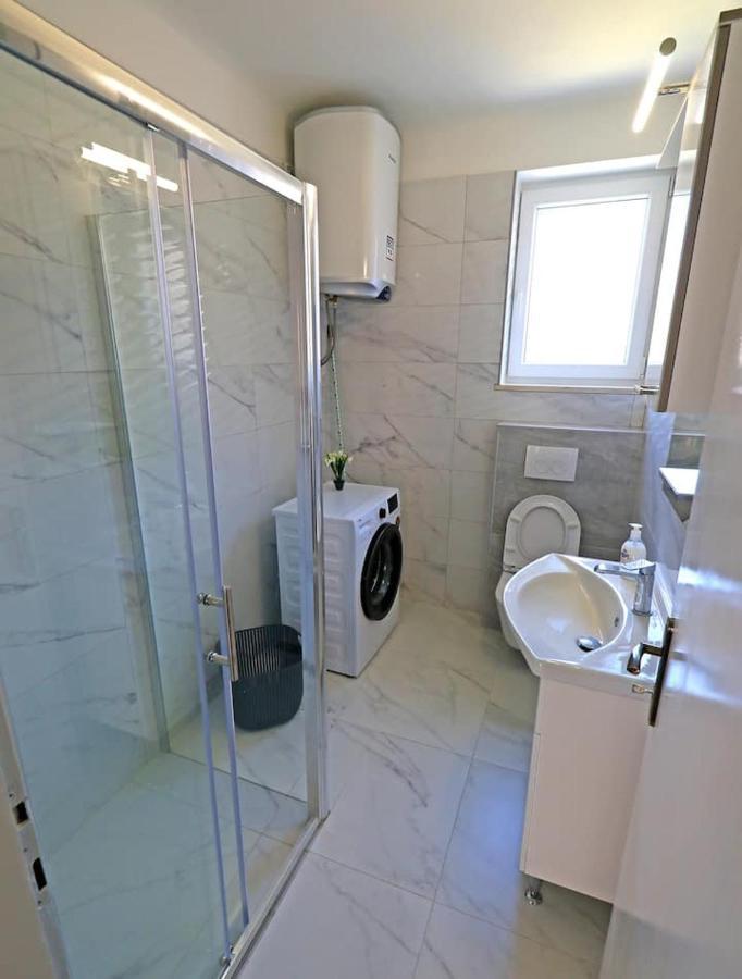Apartament Elegant Luxury 2-bedroom In Center Split