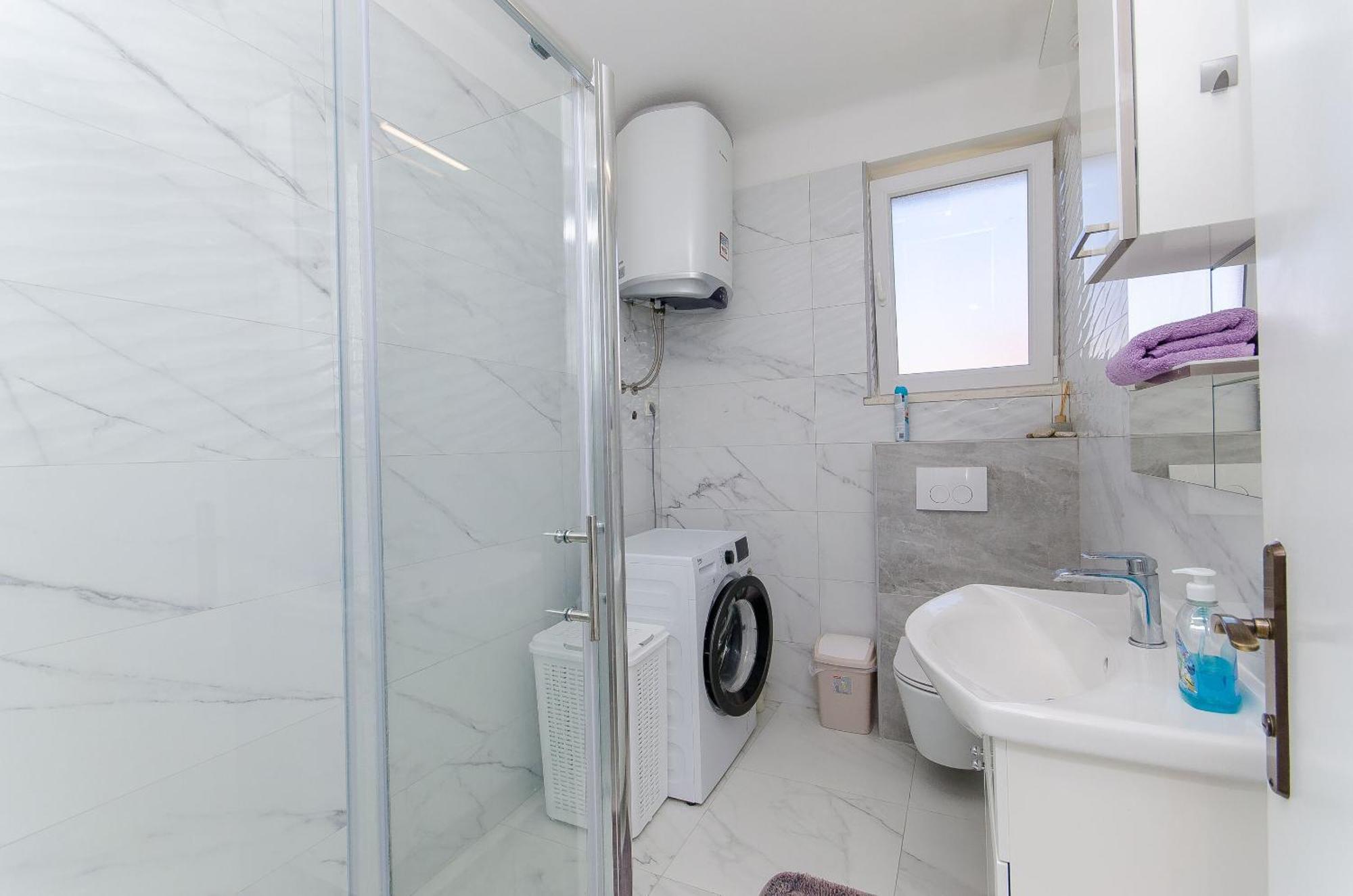 Apartament Elegant Luxury 2-bedroom In Center *